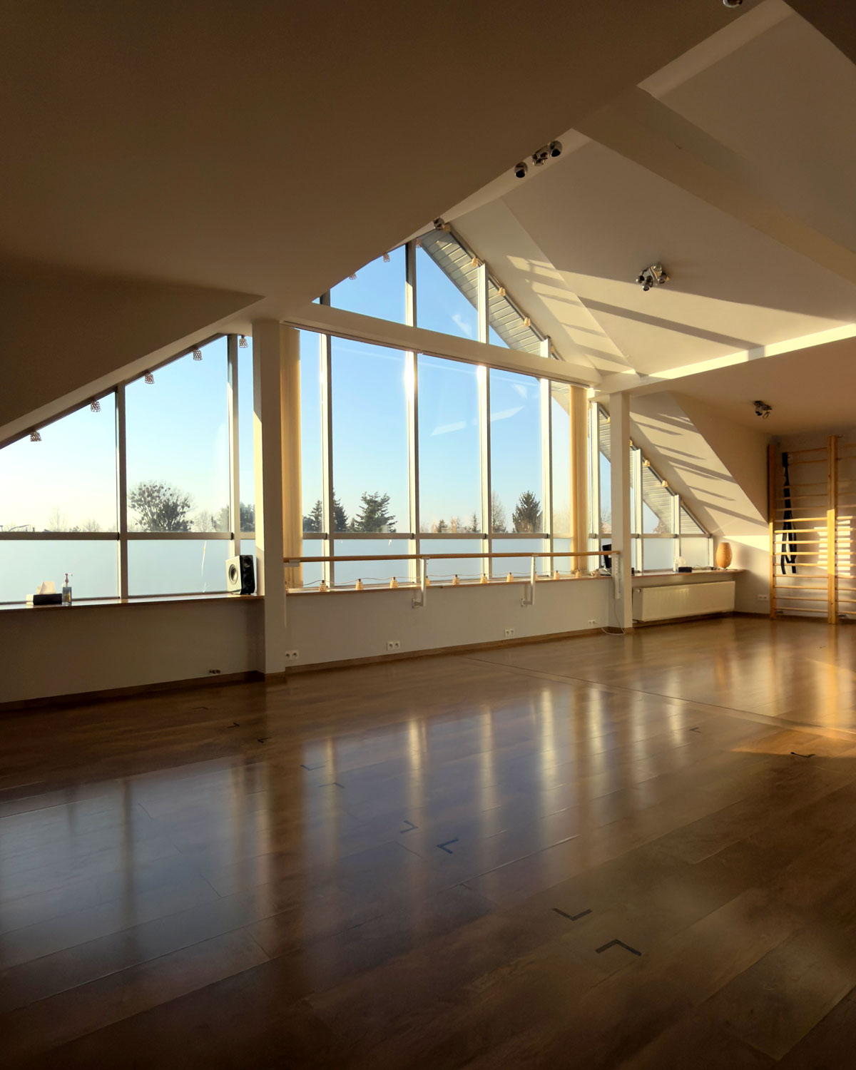 Studio jogi i pilates Warszawa Wawer — zajęcia w Jogalates
